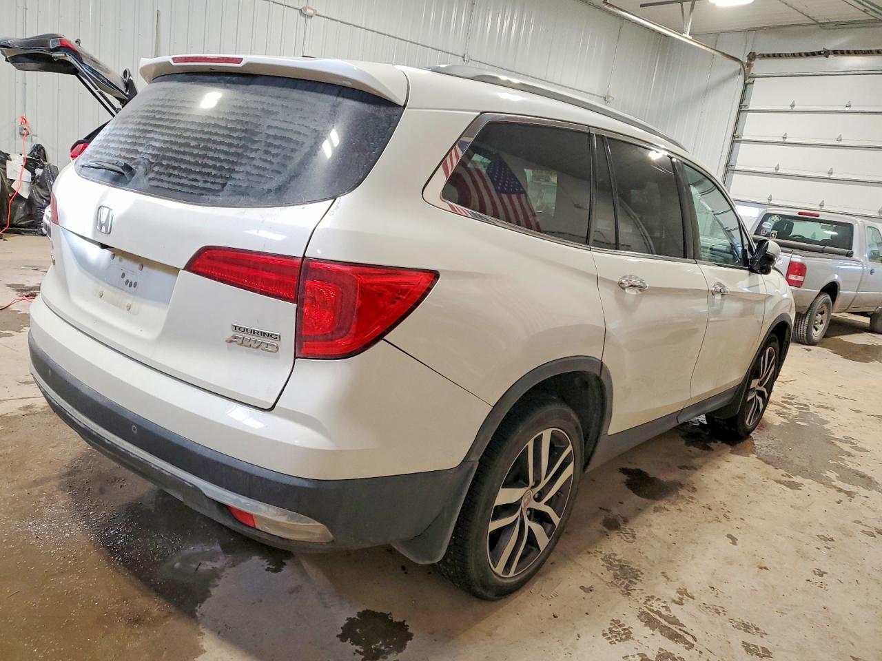 2016 Honda Pilot Touring - Фото 3