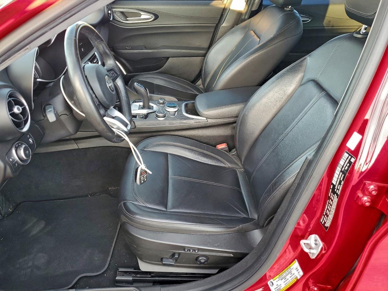 2020 Alfa Romeo Giulia - Фото 7