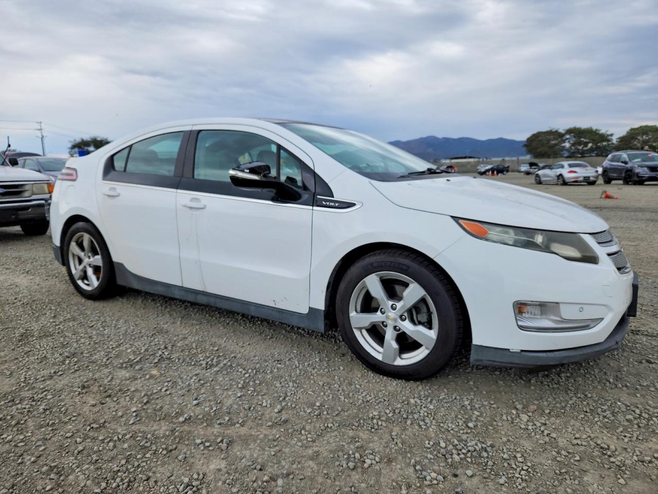 2012 Chevrolet Volt - Image 4