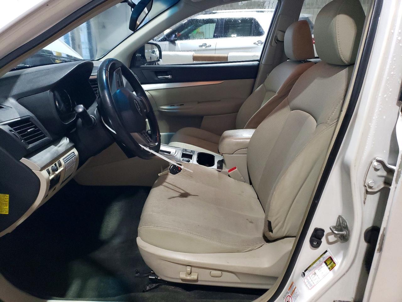 2012 Subaru Legacy 2.5I Premium - Image 7