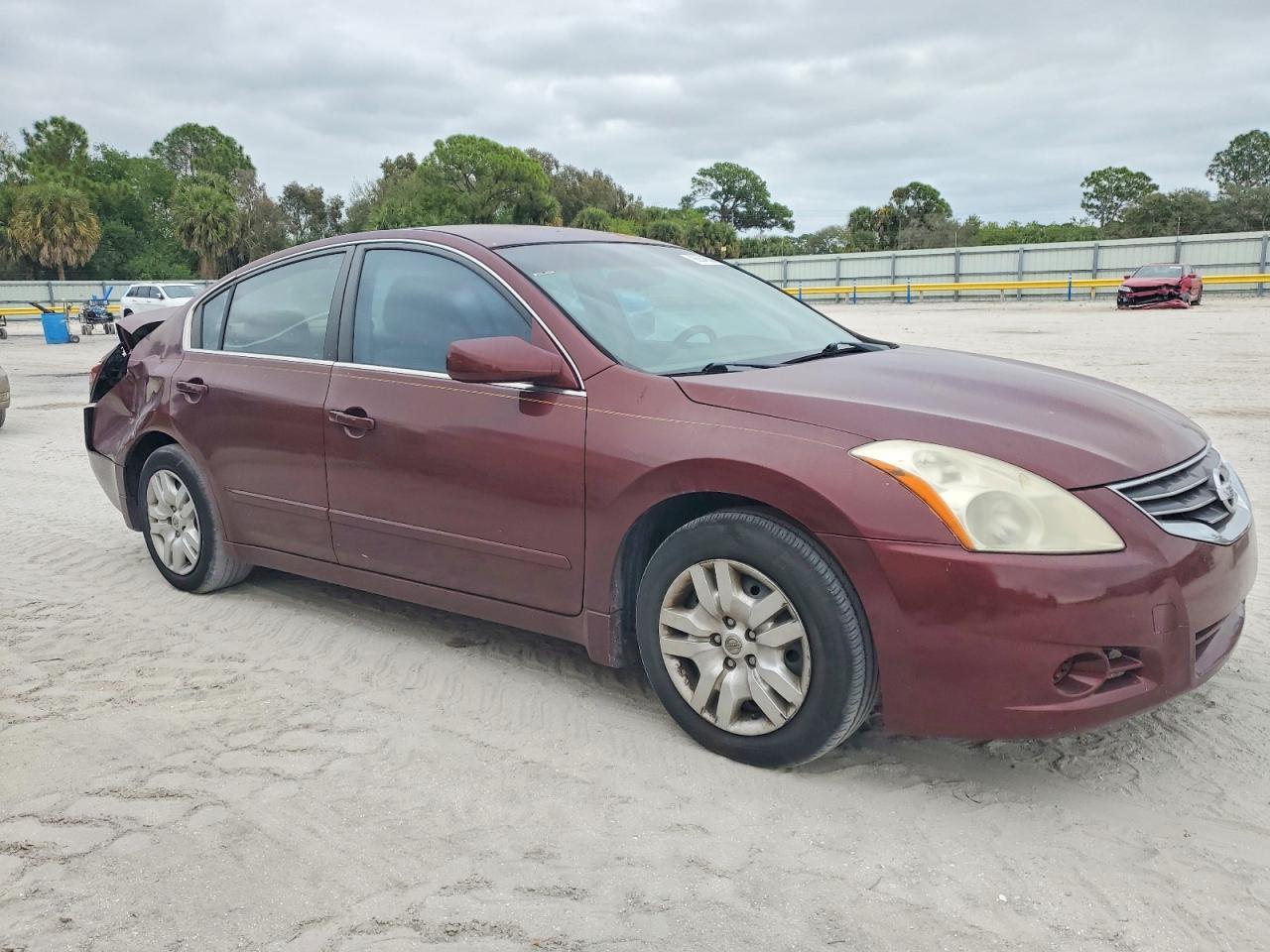 2010 Nissan Altima Base - Image 4