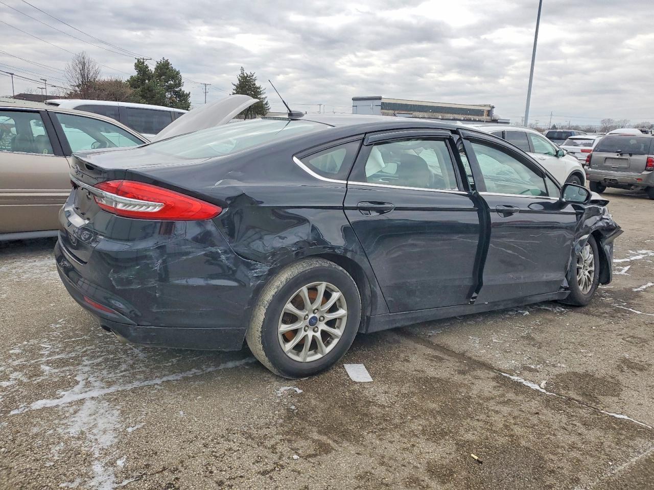 2017 Ford Fusion S - Image 3