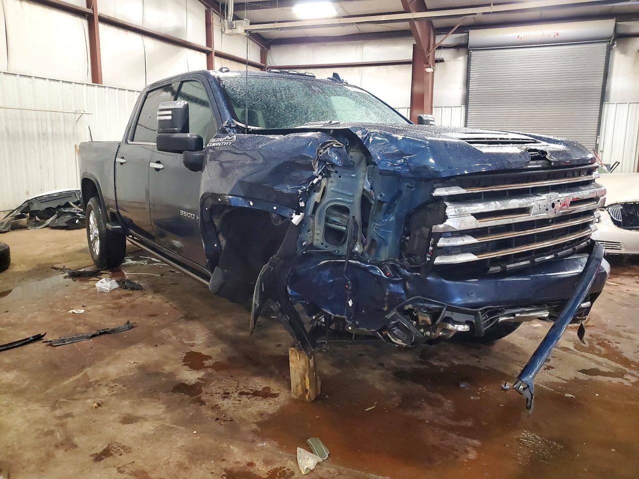 2023 Chevrolet Silverado K3500 High Country - Image 4
