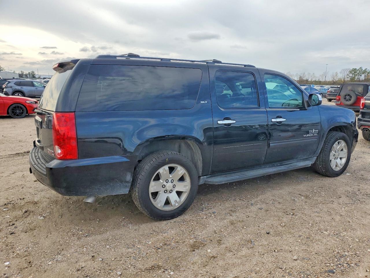 2014 GMC Yukon Xl C1500 Slt - Фото 3
