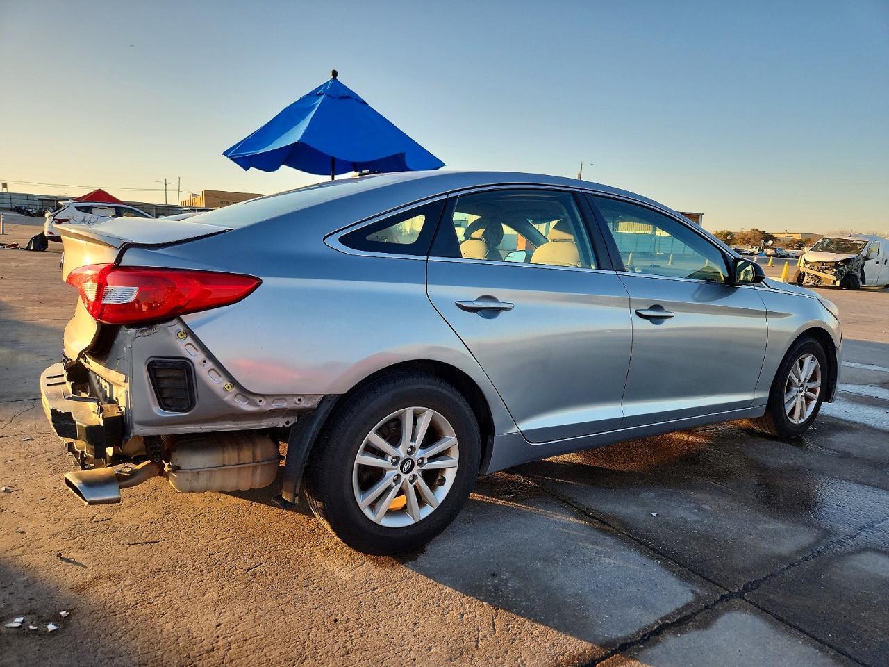 2015 Hyundai Sonata Se - Image 3
