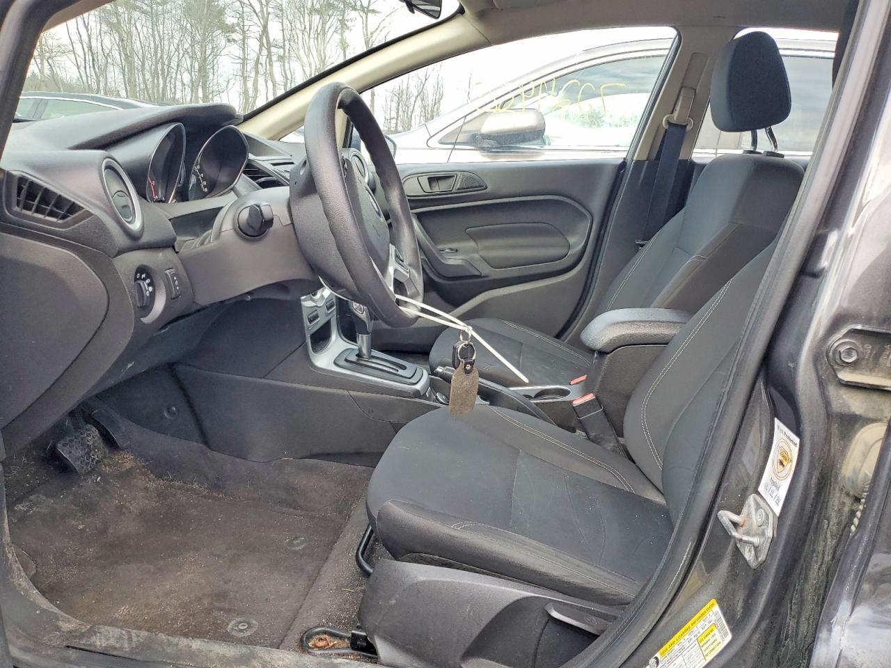 2019 Ford Fiesta Se - Image 7