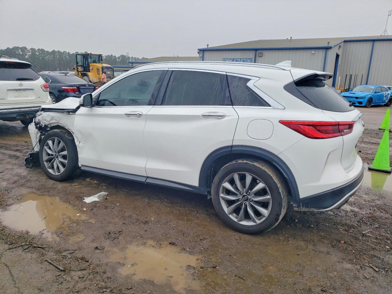 2021 Infiniti Qx50 Luxe - Image 2