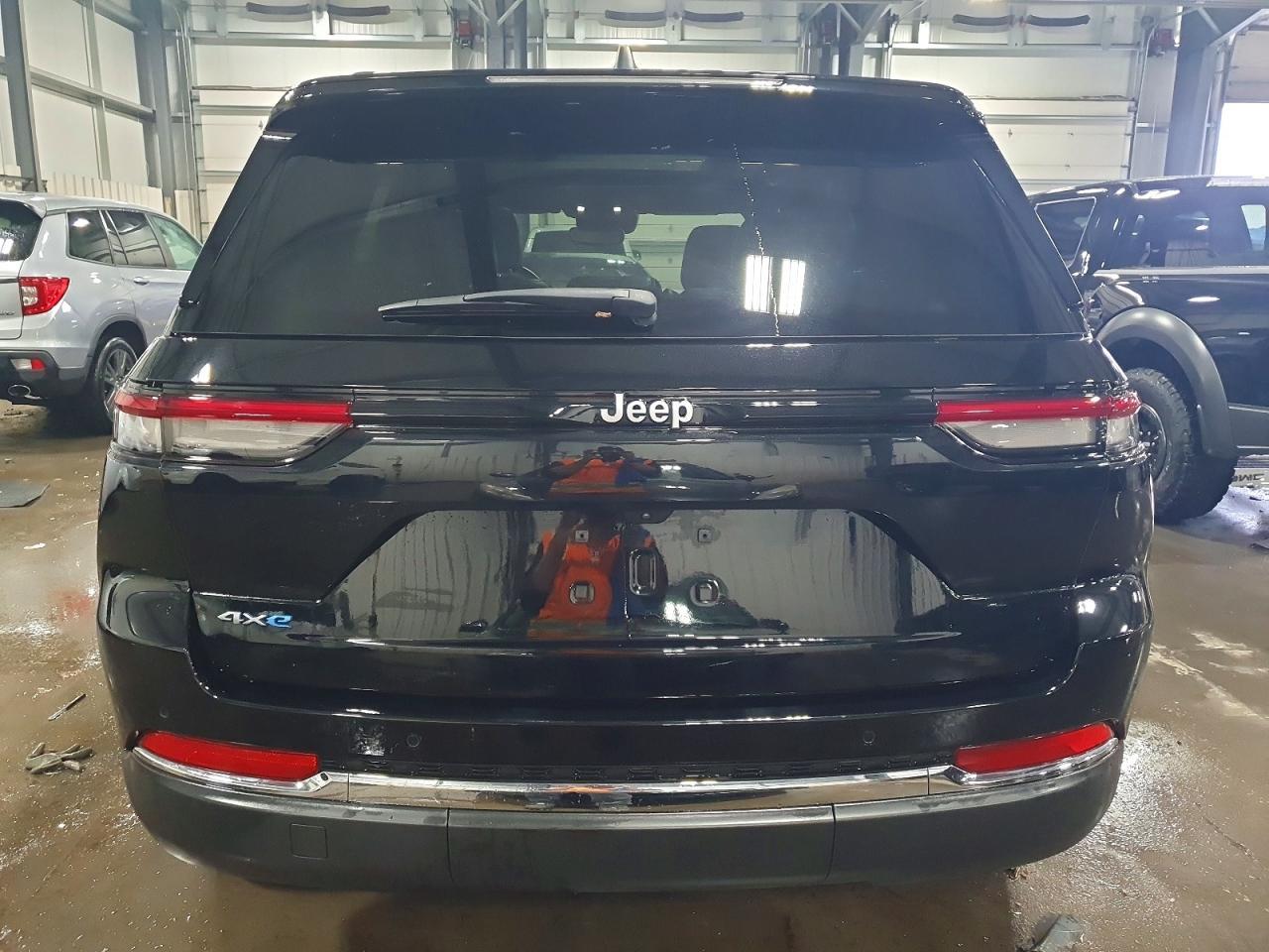 2024 Jeep Grand Cherokee Limited 4Xe - Image 6