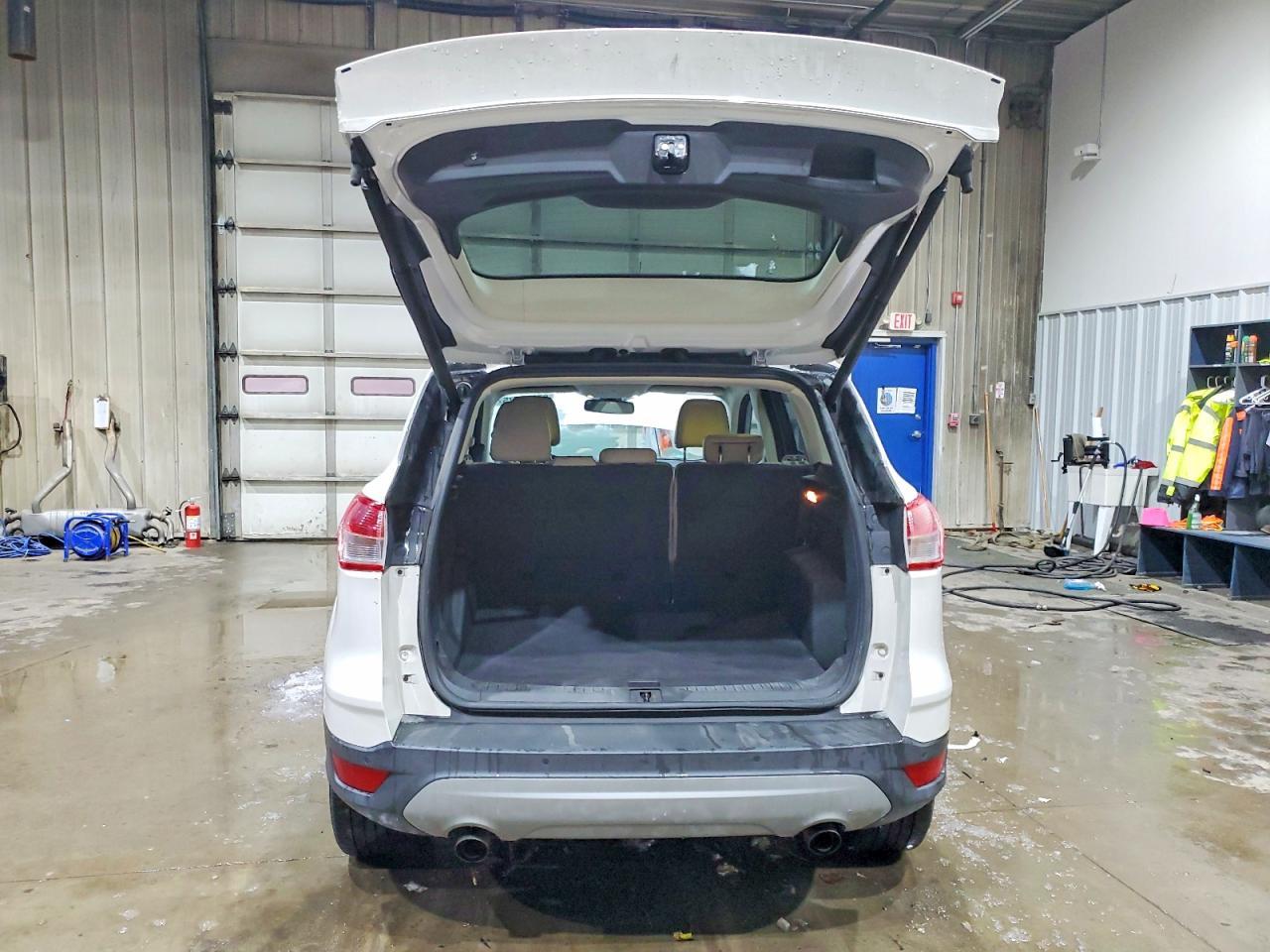 2016 Ford Escape Titanium - Фото 6