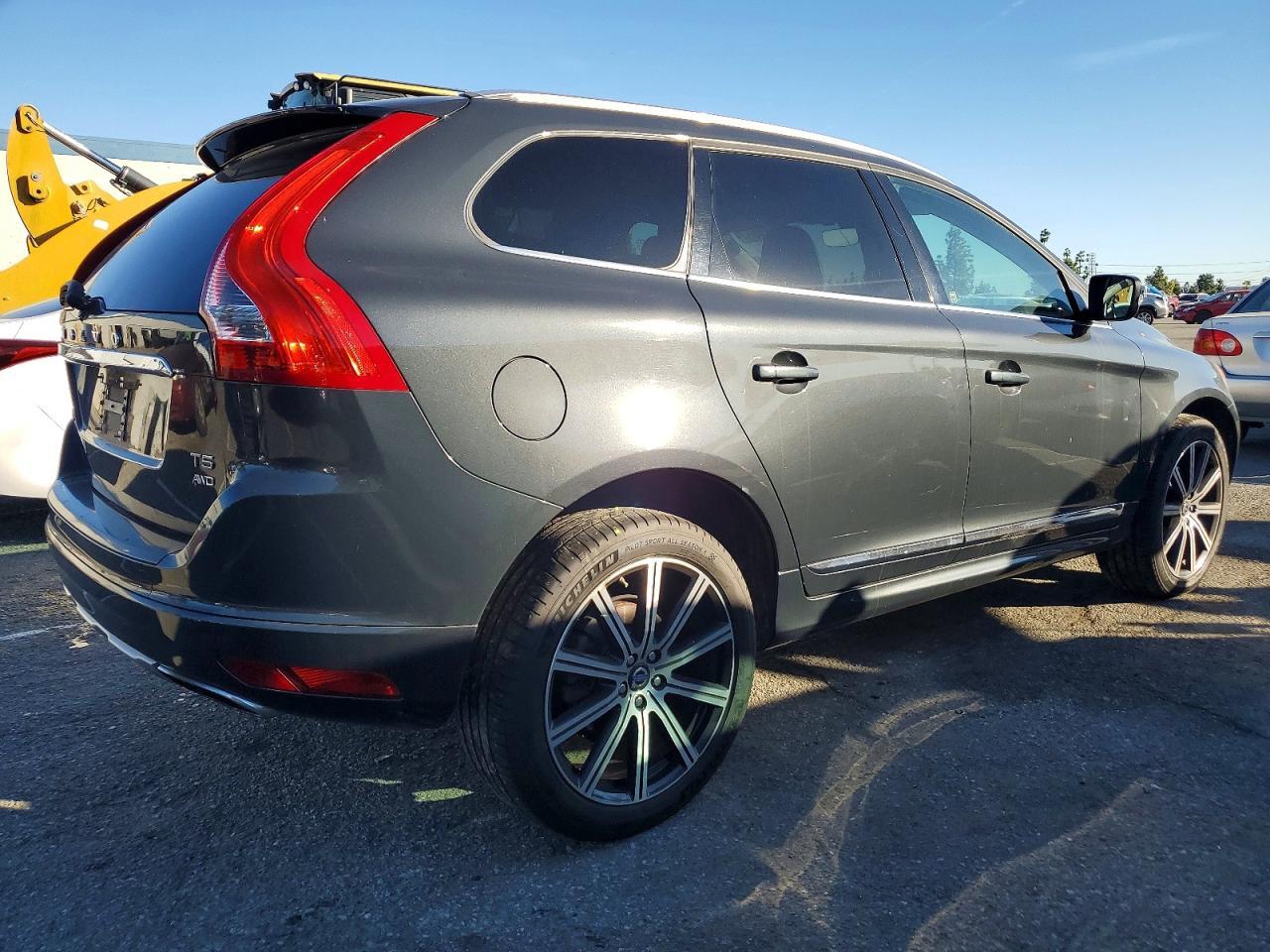 2015 Volvo Xc60 T5 Premier - Image 3