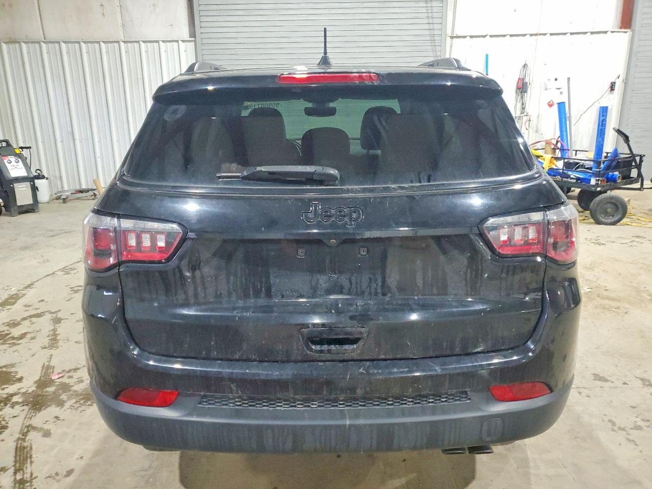 2021 Jeep Compass Latitude - Фото 6