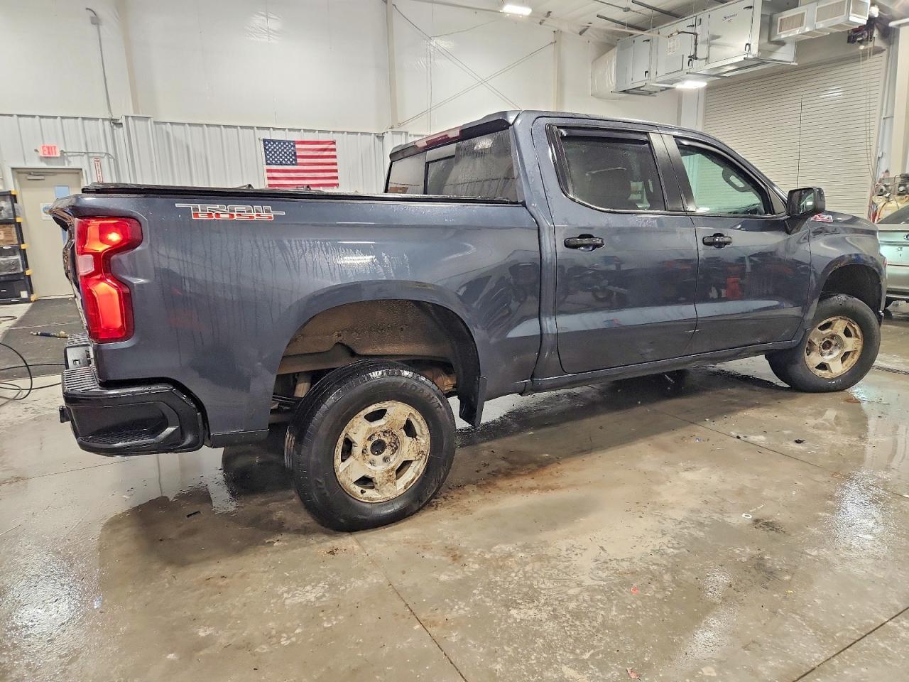 2021 Chevrolet Silverado K1500 Lt Trail Boss - Image 3