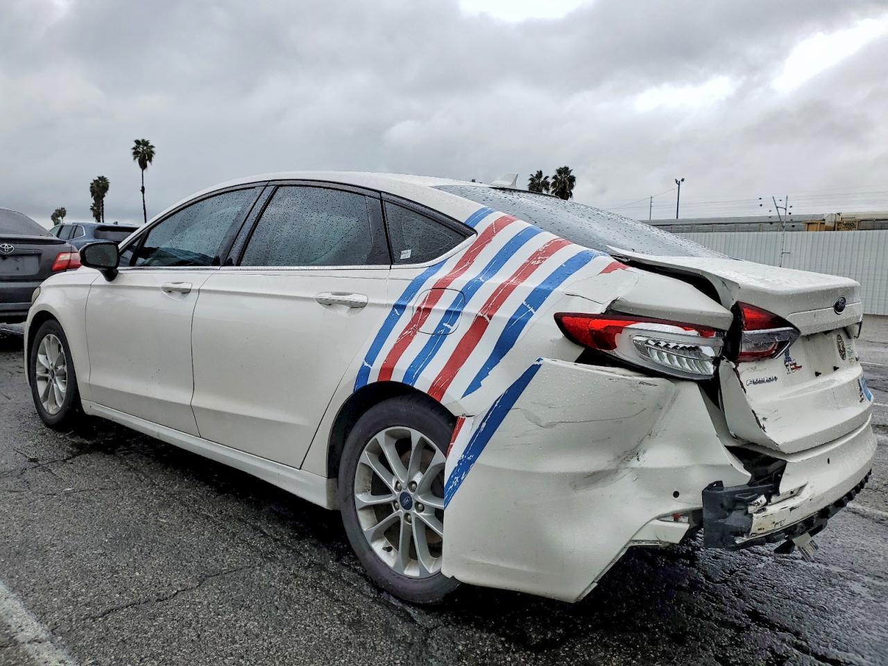 2019 Ford Fusion Se - Image 2