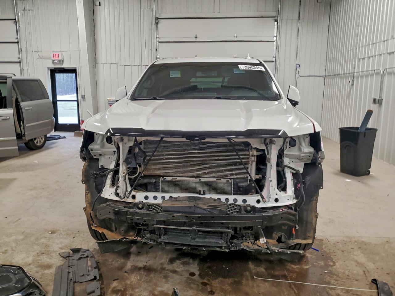 2022 GMC Yukon Slt - Фото 5