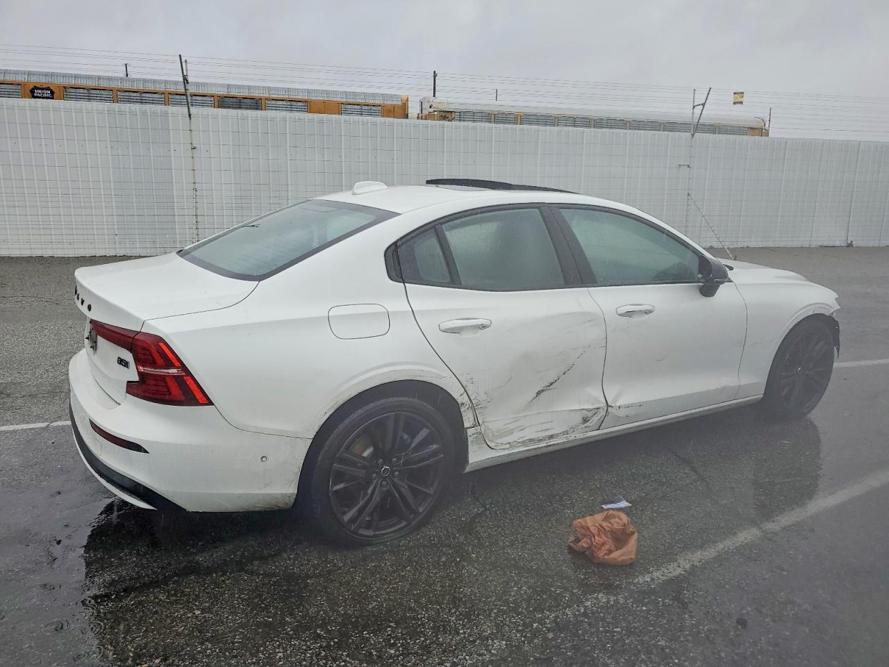 2024 Volvo S60 Plus - Image 3