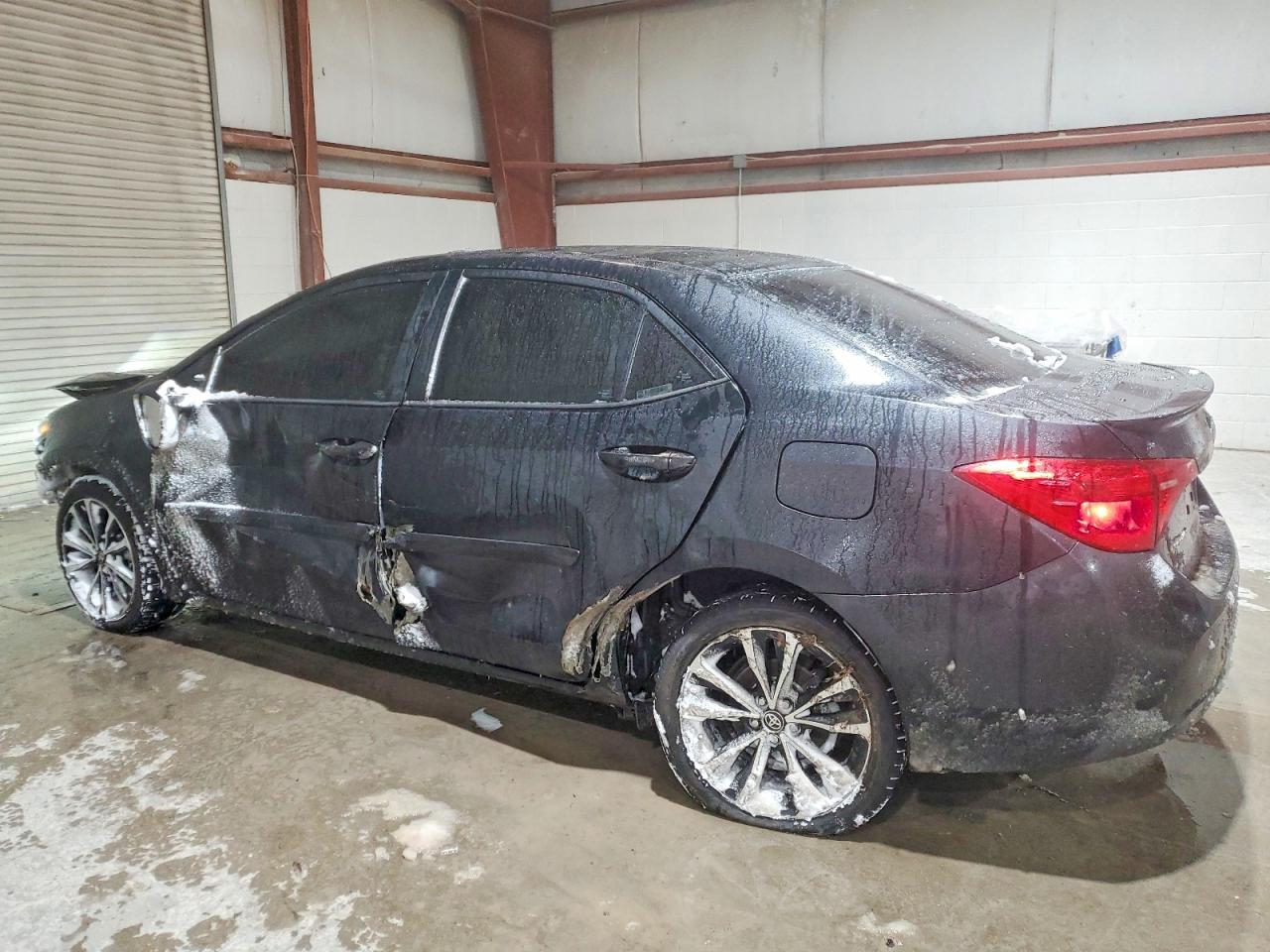2018 Toyota Corolla L - Фото 2