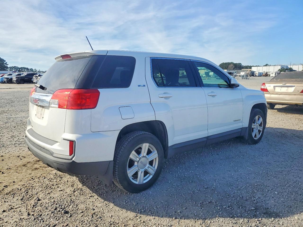 2016 GMC Terrain Sle - Image 3