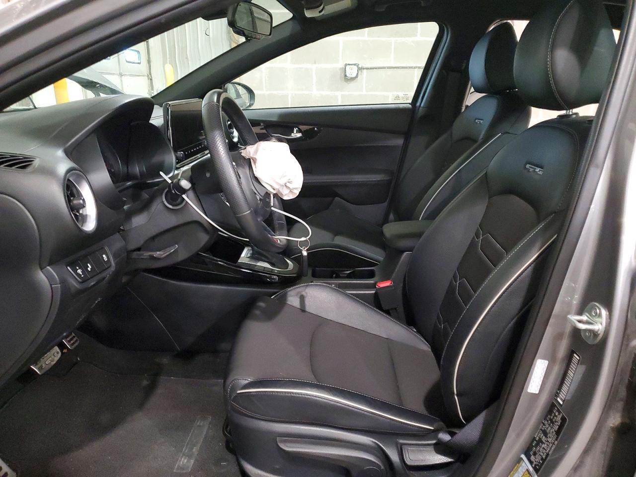 2024 Kia Forte Gt Line - Фото 7