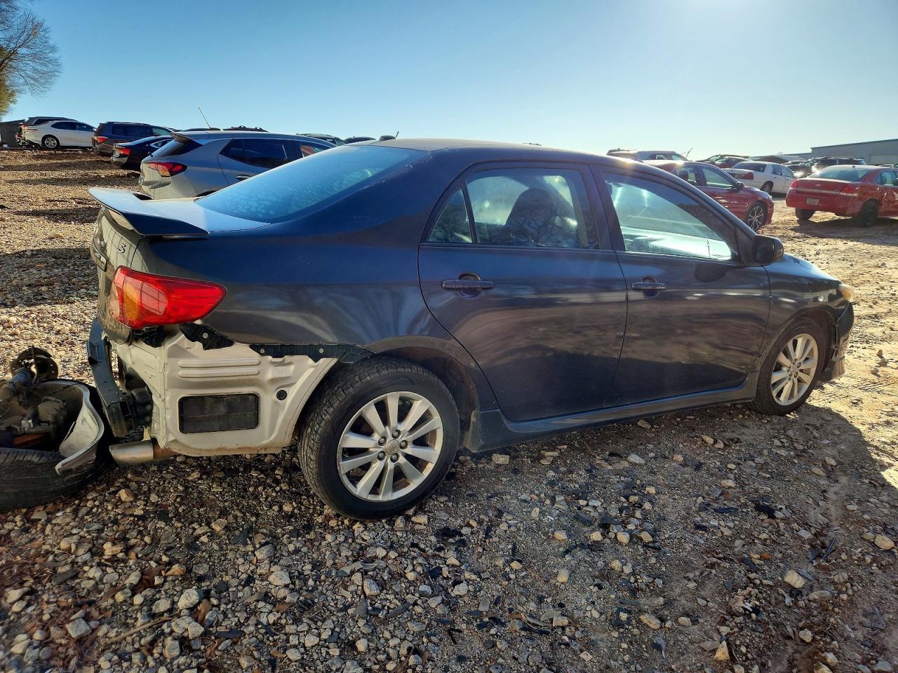 2009 Toyota Corolla Base - Фото 3