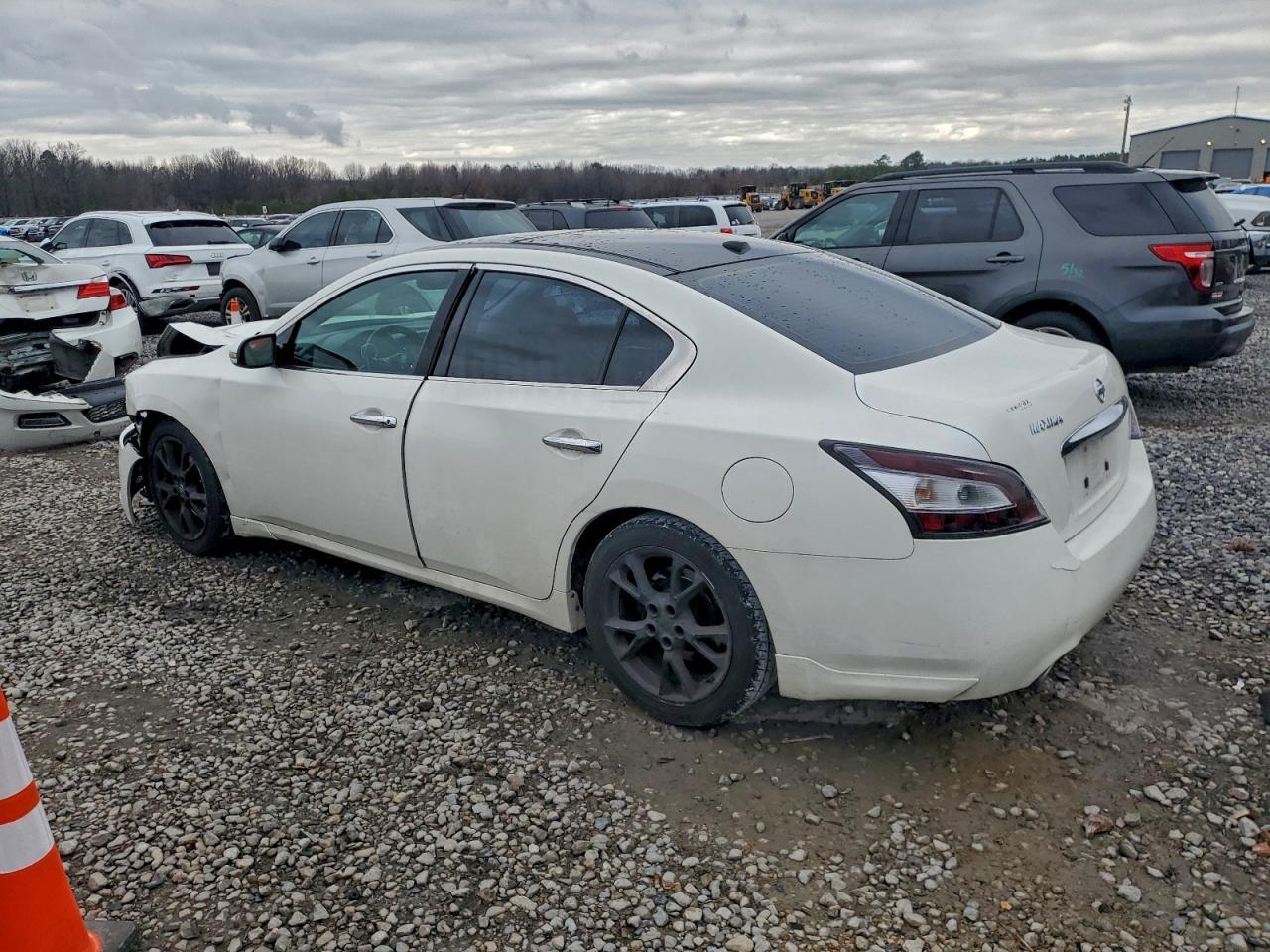 2012 Nissan Maxima S - Фото 2