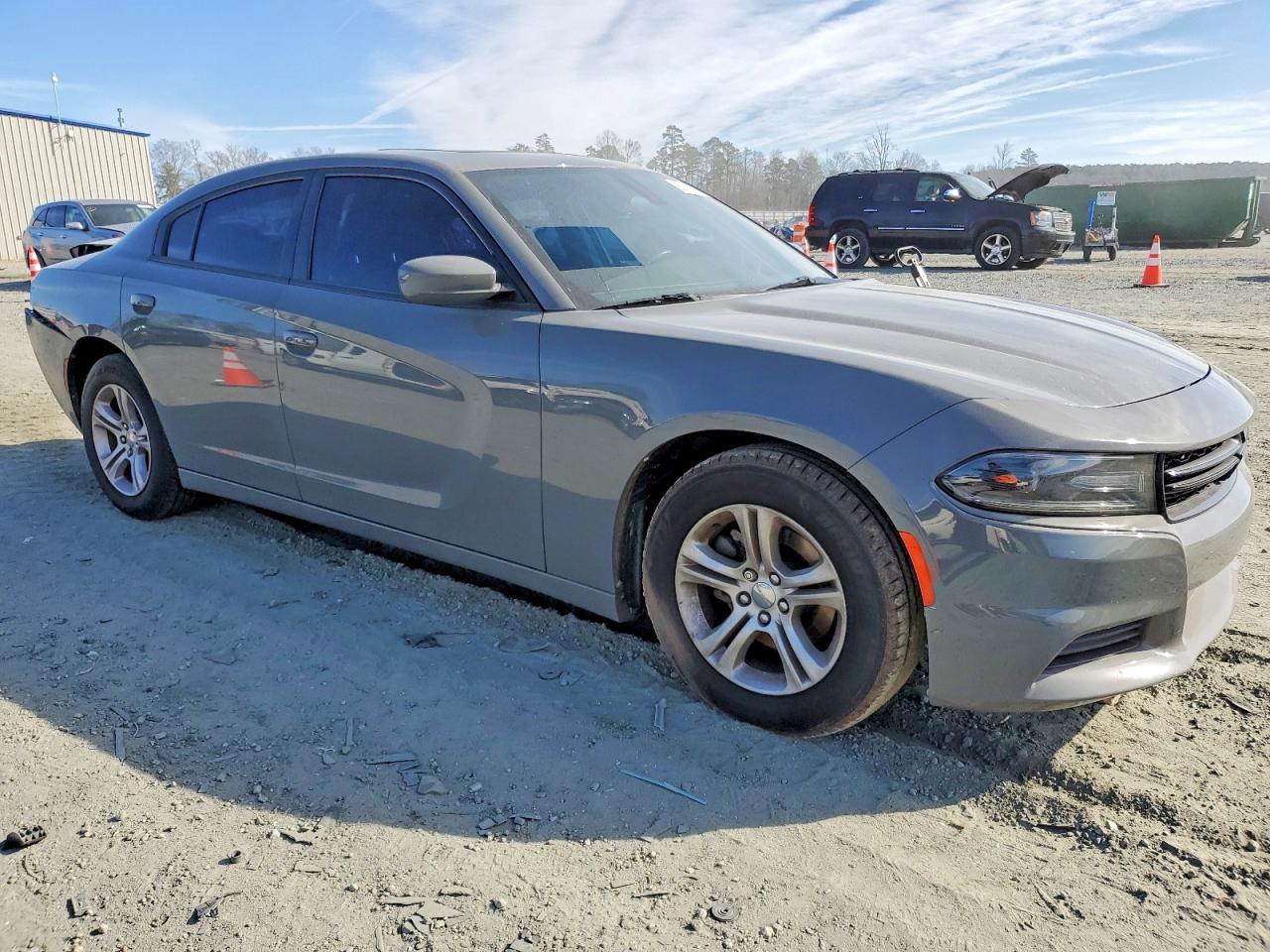 2018 Dodge Charger Sxt - Image 4