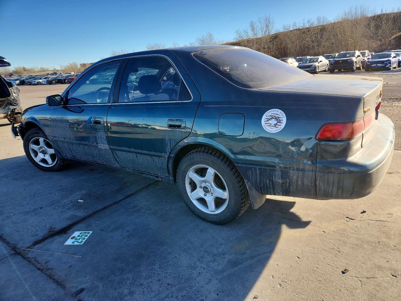 1997 Toyota Camry Ce - Image 2