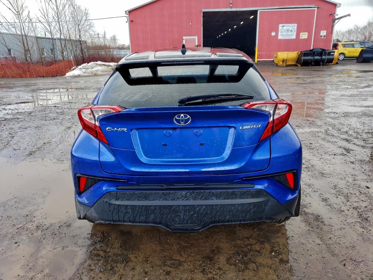 2021 Toyota C-Hr Xle - Фото 6