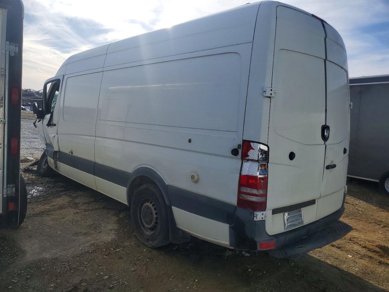 2008 Dodge Sprinter 2500 - Фото 2