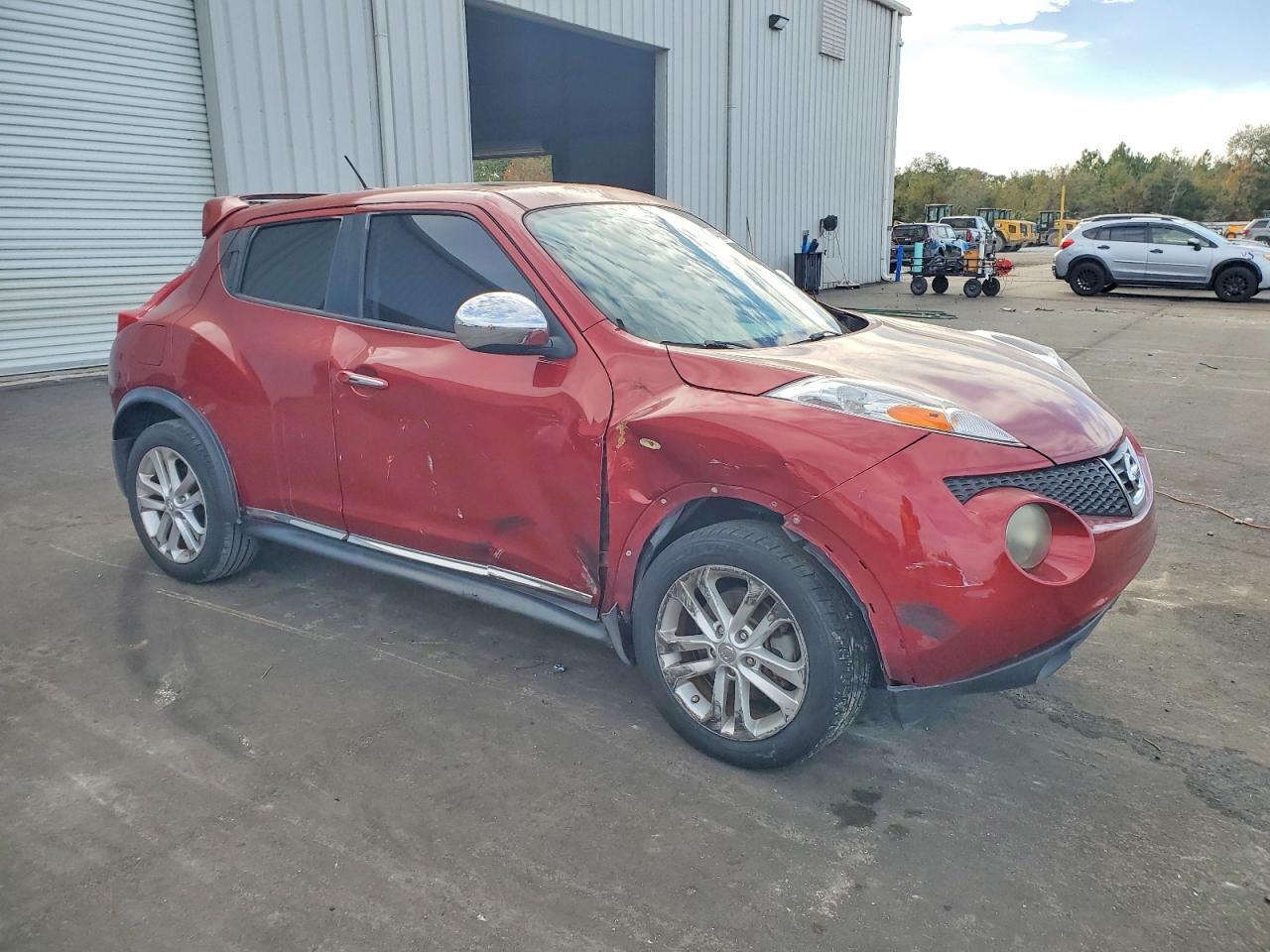 2011 Nissan Juke S - Фото 4