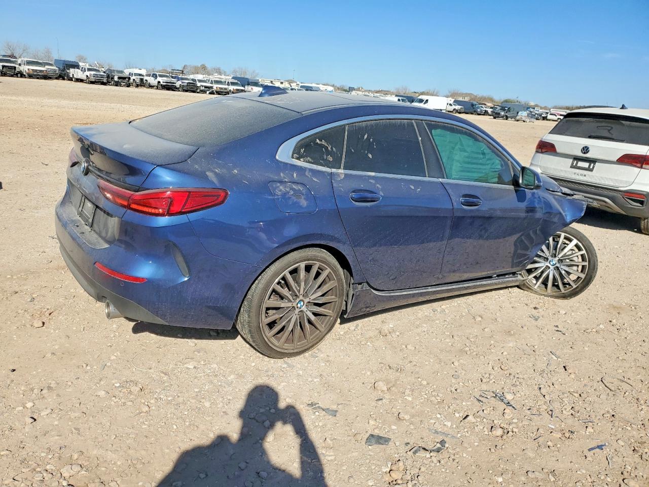 2023 BMW 228I - Фото 3