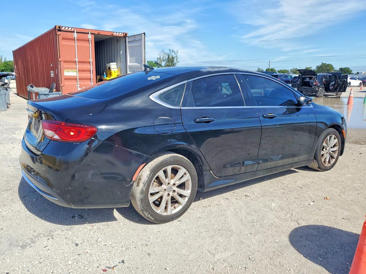 2015 Chrysler 200 C - Фото 3