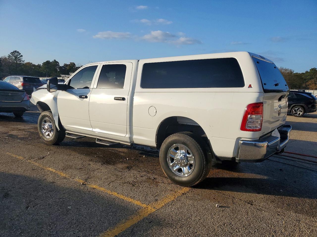 2024 Ram 2500 Tradesman - Image 2