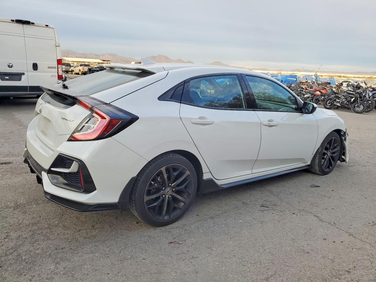 2021 Honda Civic Sport - Фото 3