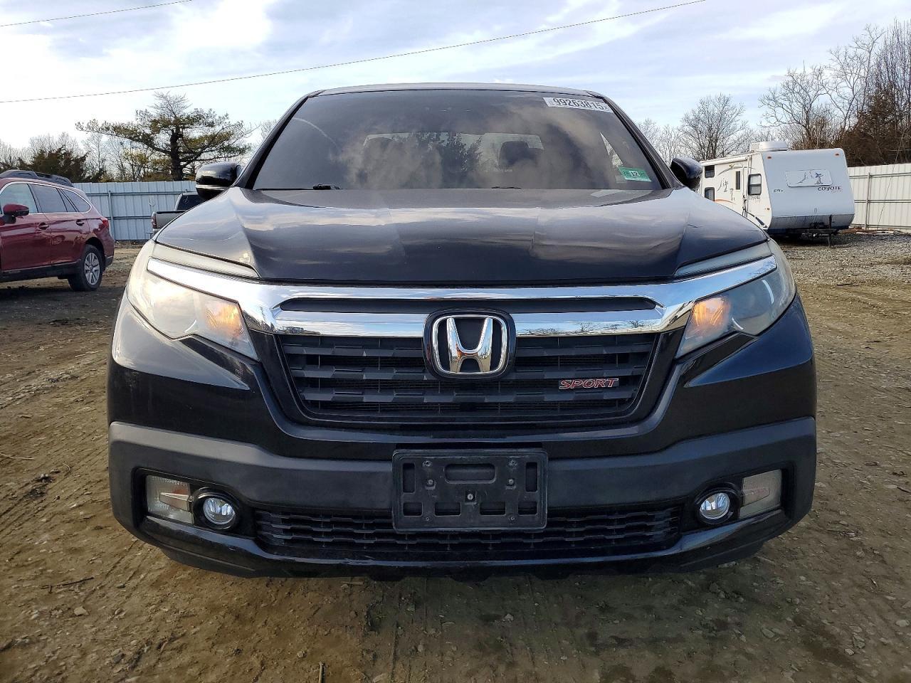 2017 Honda Ridgeline Sport - Image 5