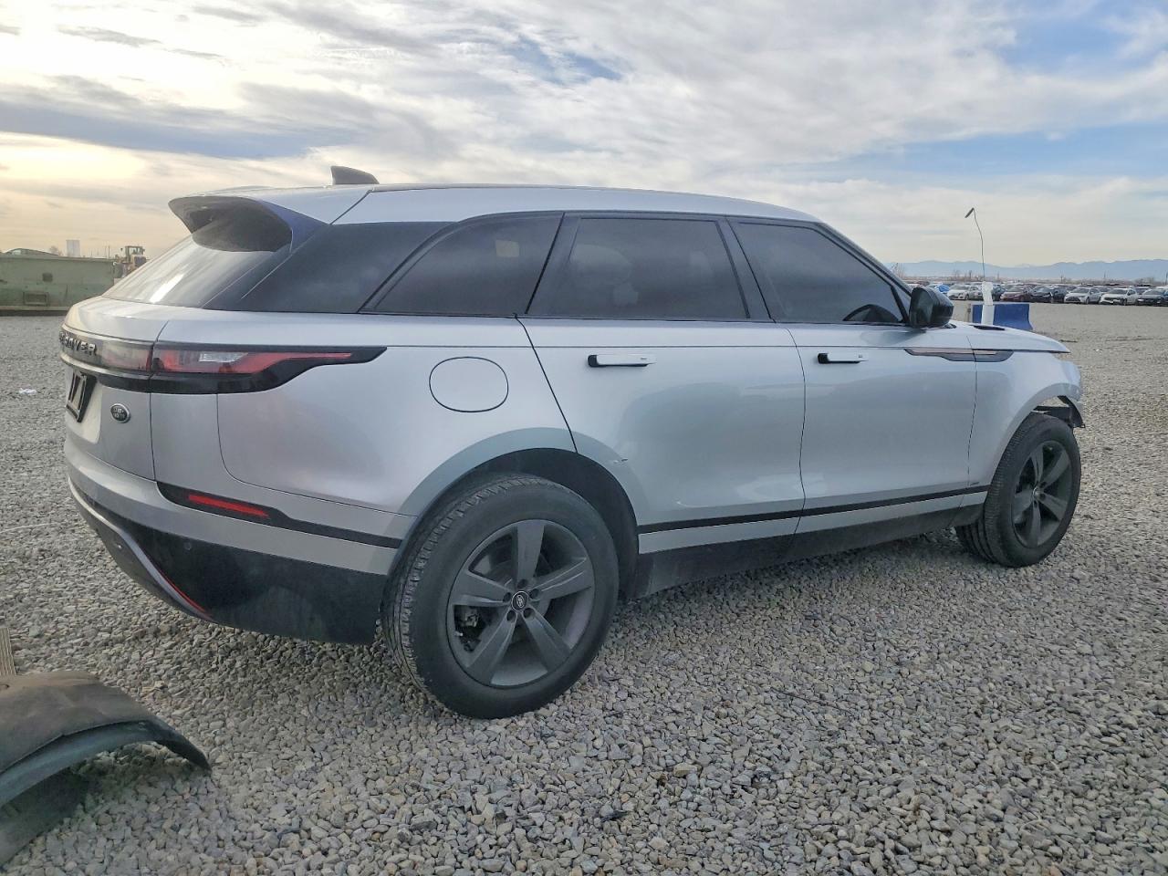 2020 Land Rover Range Rover Velar R-Dynamic S - Фото 3