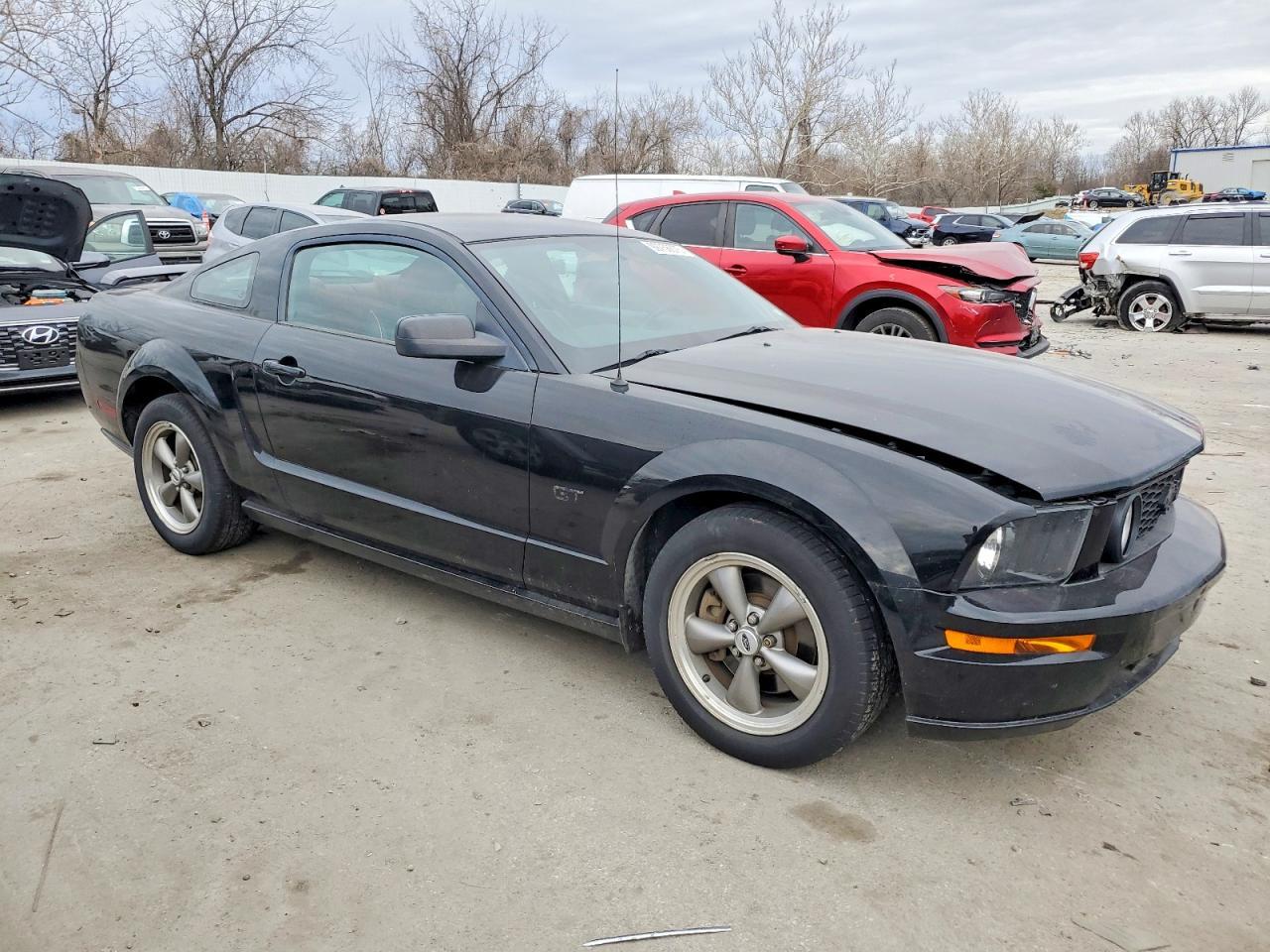 2006 Ford Mustang Gt - Фото 4
