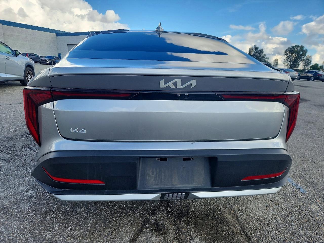 2025 Kia K4 Ex - Фото 6