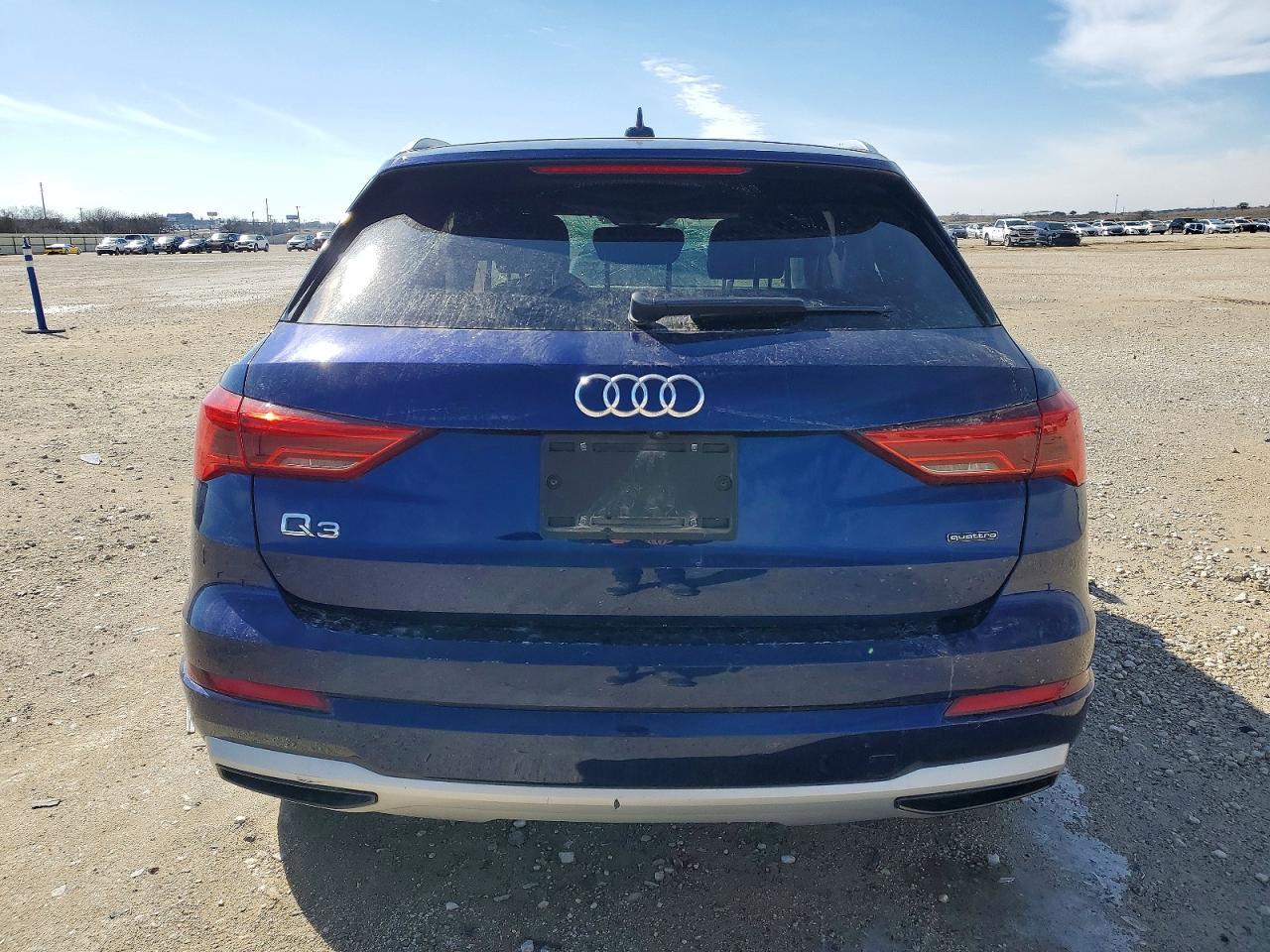 2021 Audi Q3 Premium 40 - Фото 6