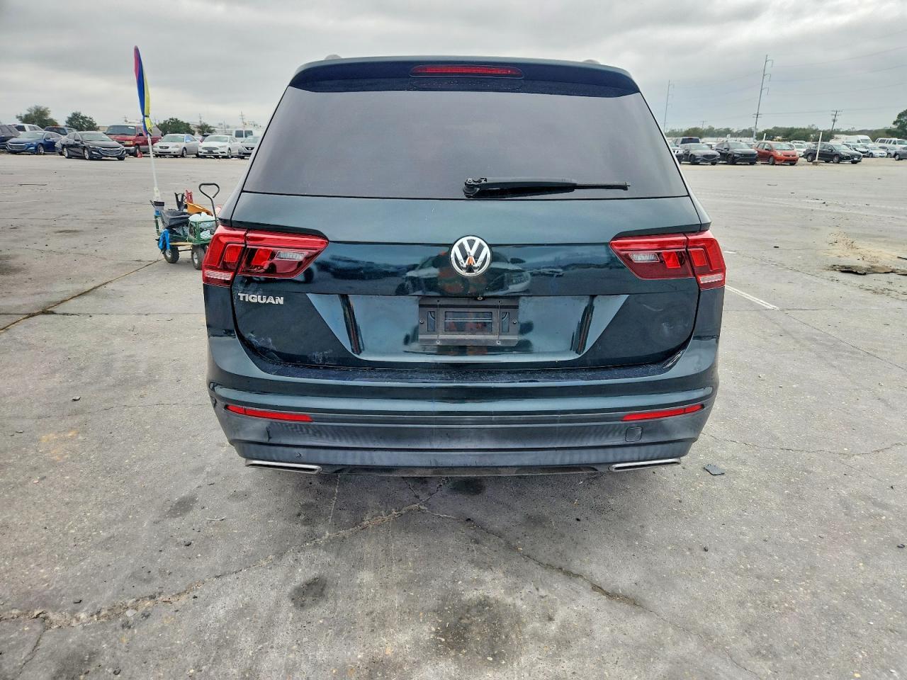 2018 Volkswagen Tiguan S - Image 6