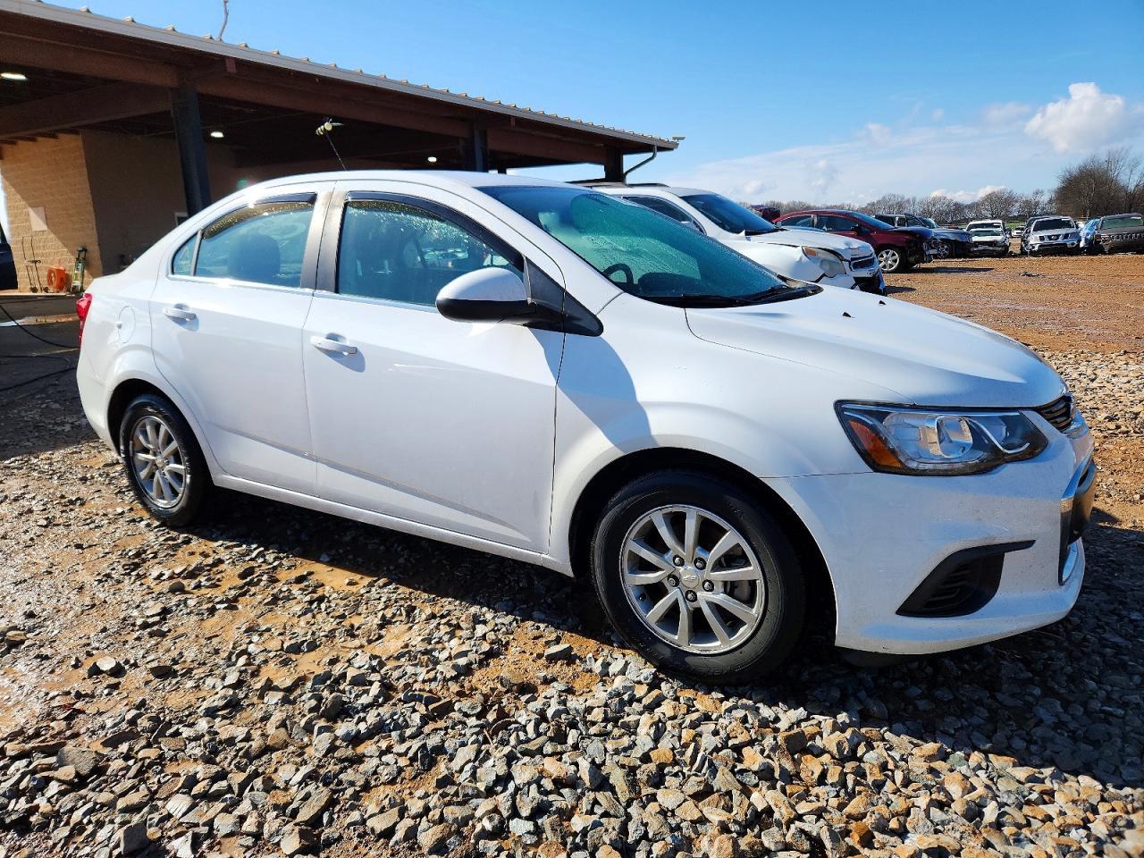 2018 Chevrolet Sonic Lt - Image 4