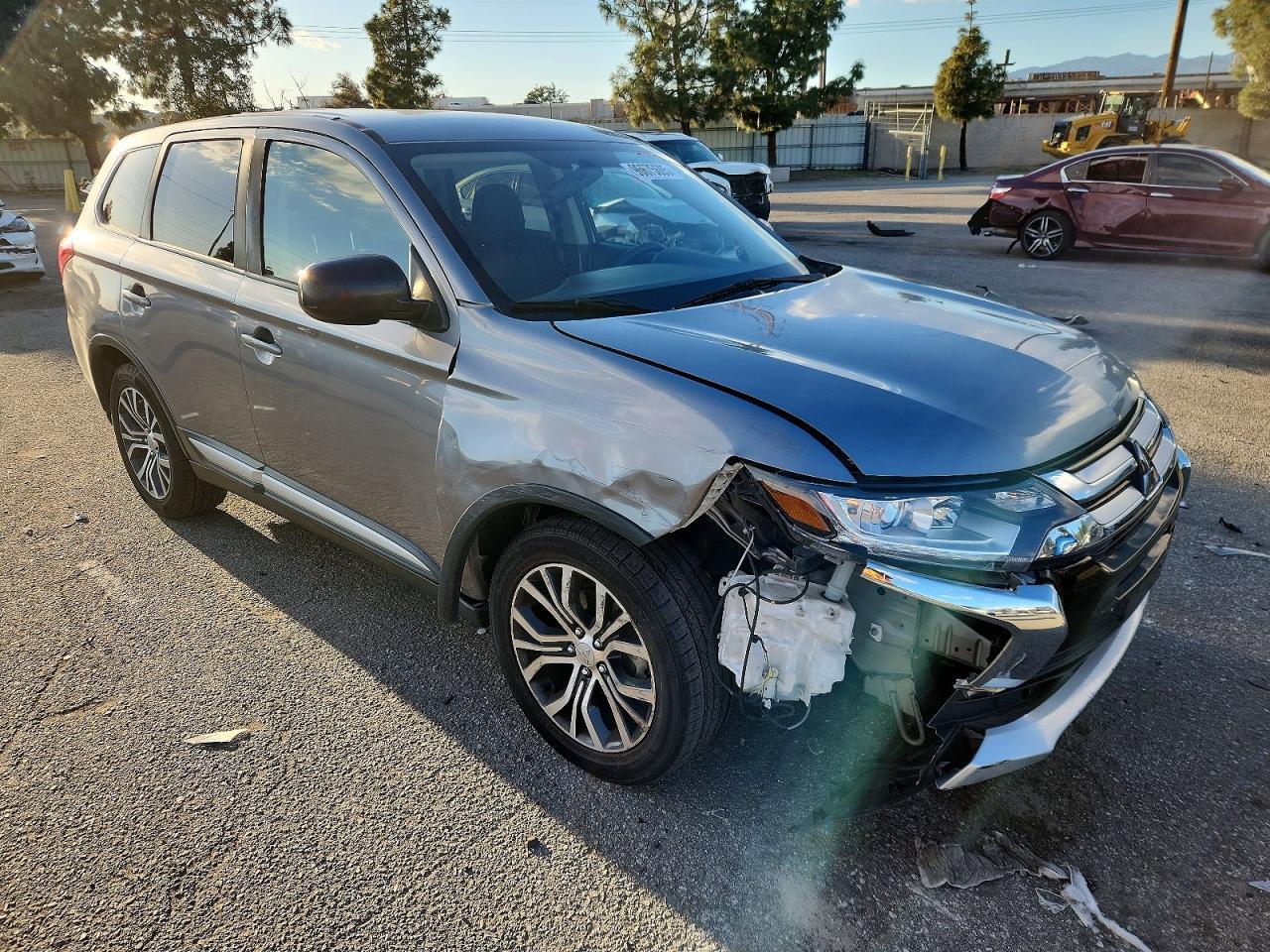 2018 Mitsubishi Outlander Es - Image 4