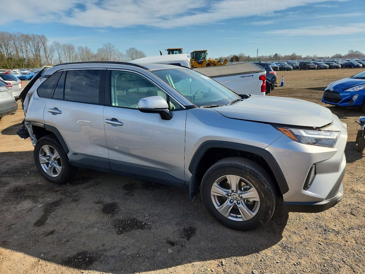 2024 Toyota Rav4 Xle - Фото 4