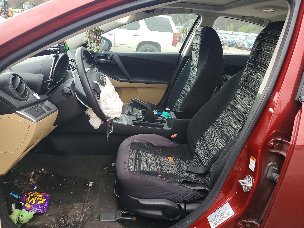 2010 Mazda 3 I - Image 7