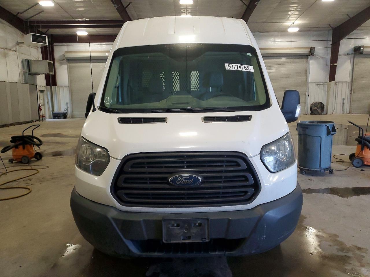 2016 Ford Transit 250 Utility / Service Van - Фото 5