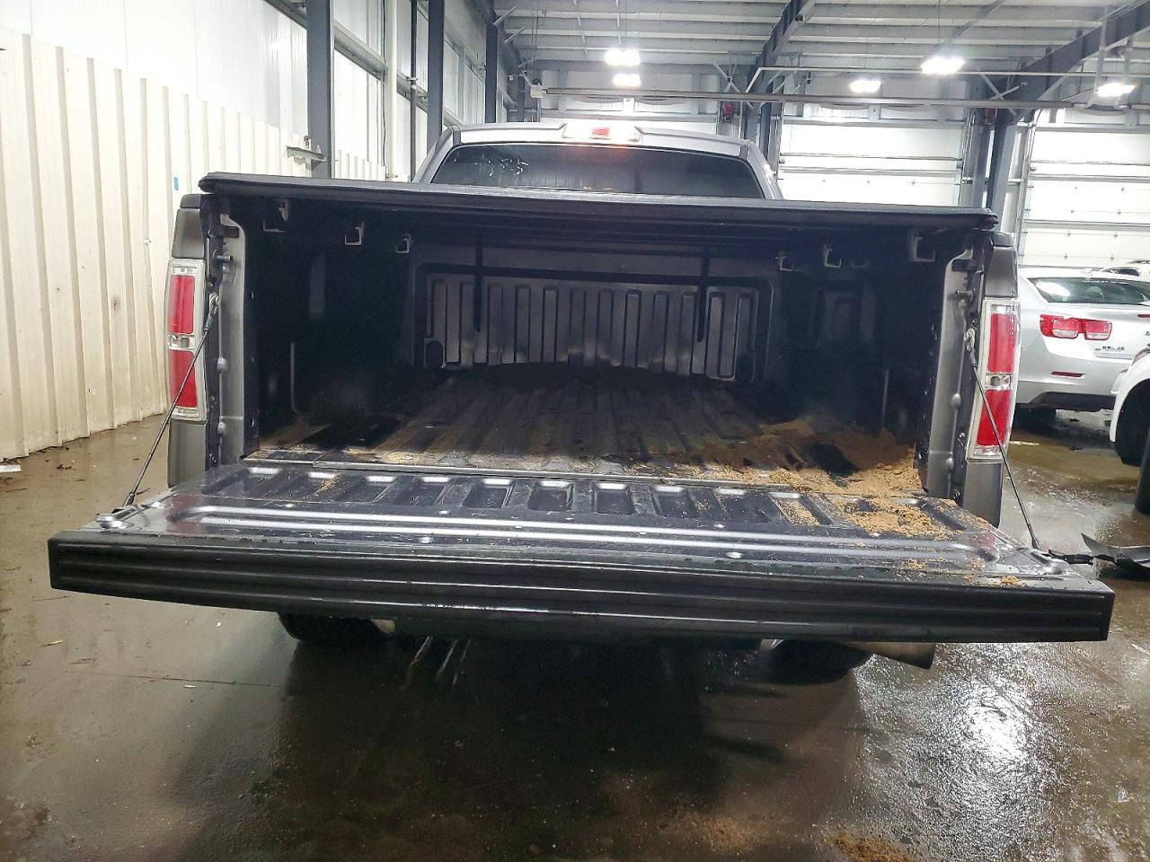 2012 Ford F150 Super Cab - Фото 6