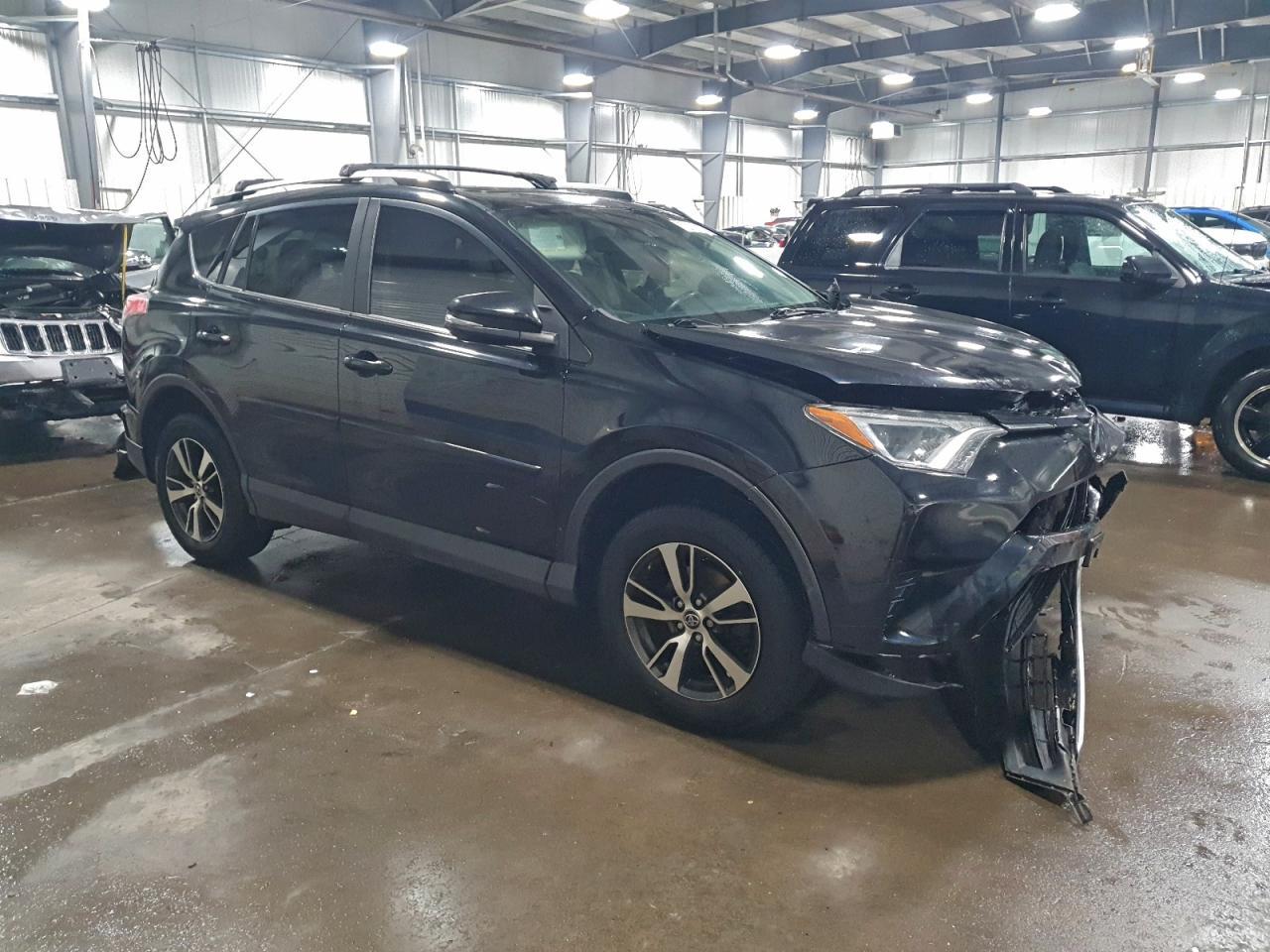 2017 Toyota Rav4 Xle - Фото 4