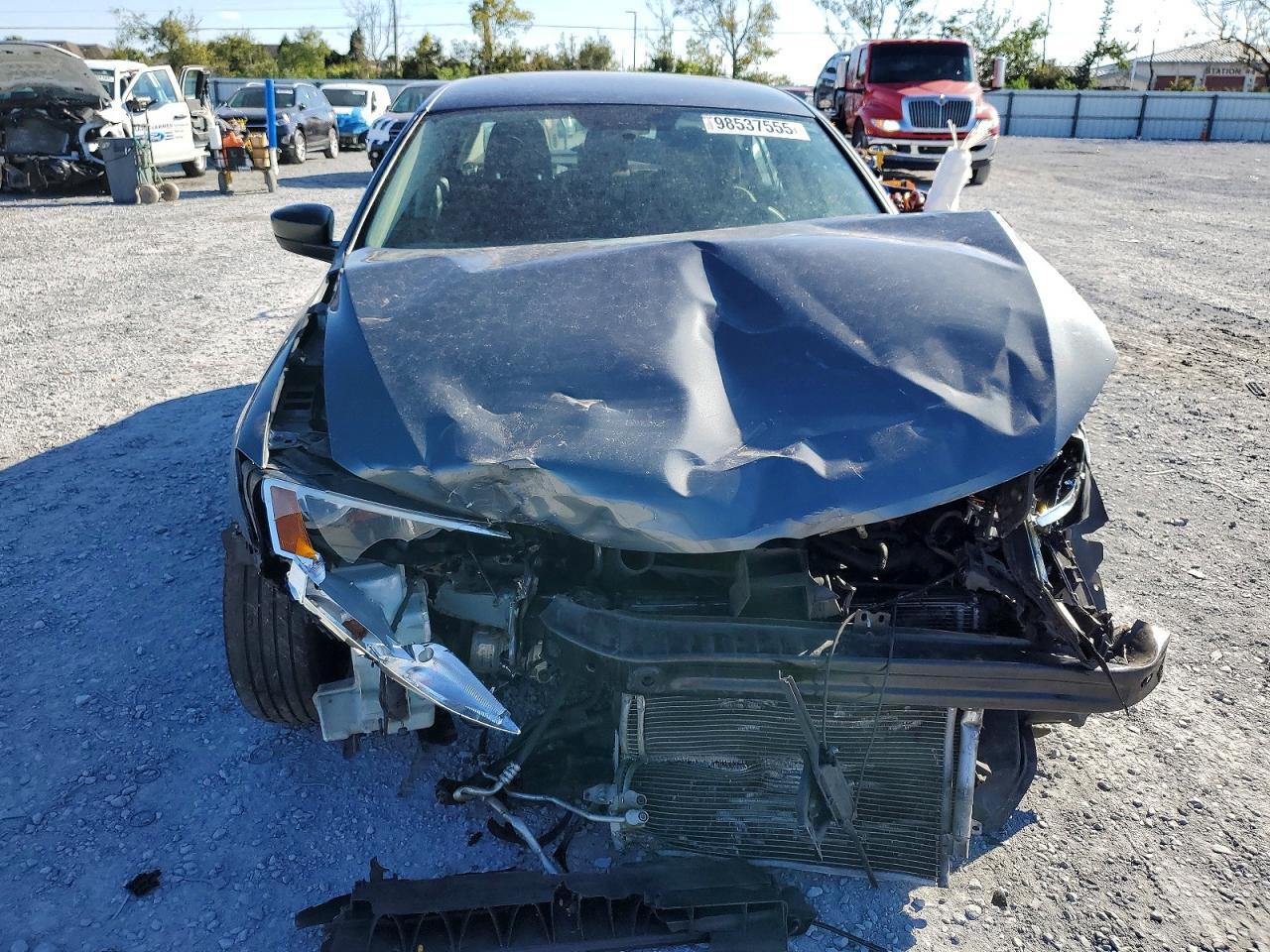 2016 Volkswagen Jetta S - Фото 5