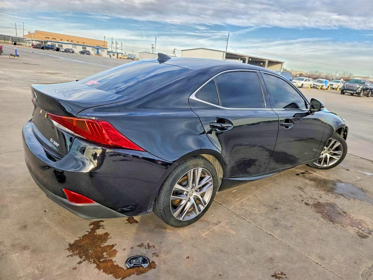 2020 Lexus Is 300 Base - Image 3