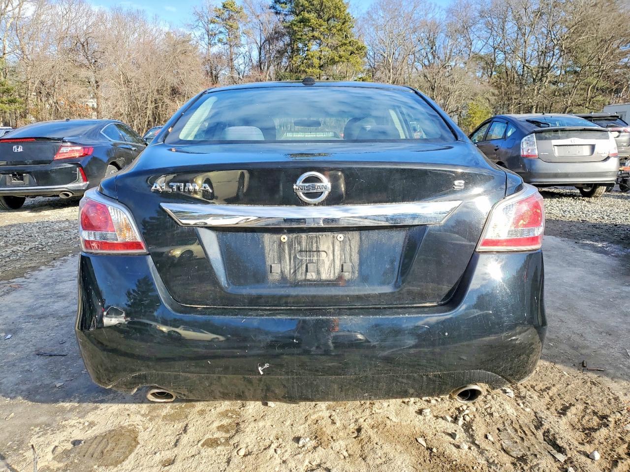 2015 Nissan Altima 2.5 S - Фото 6
