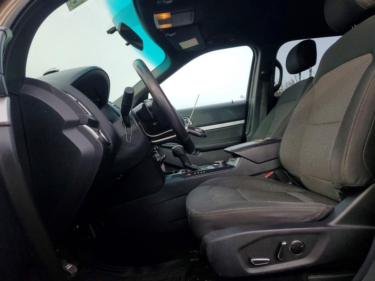 2016 Ford Explorer - Image 7
